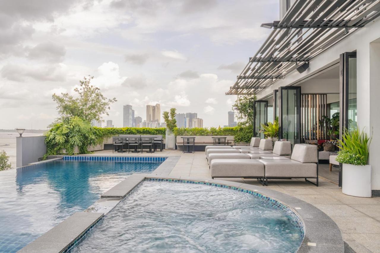 Harmony Phnom Penh Hotel Екстериор снимка