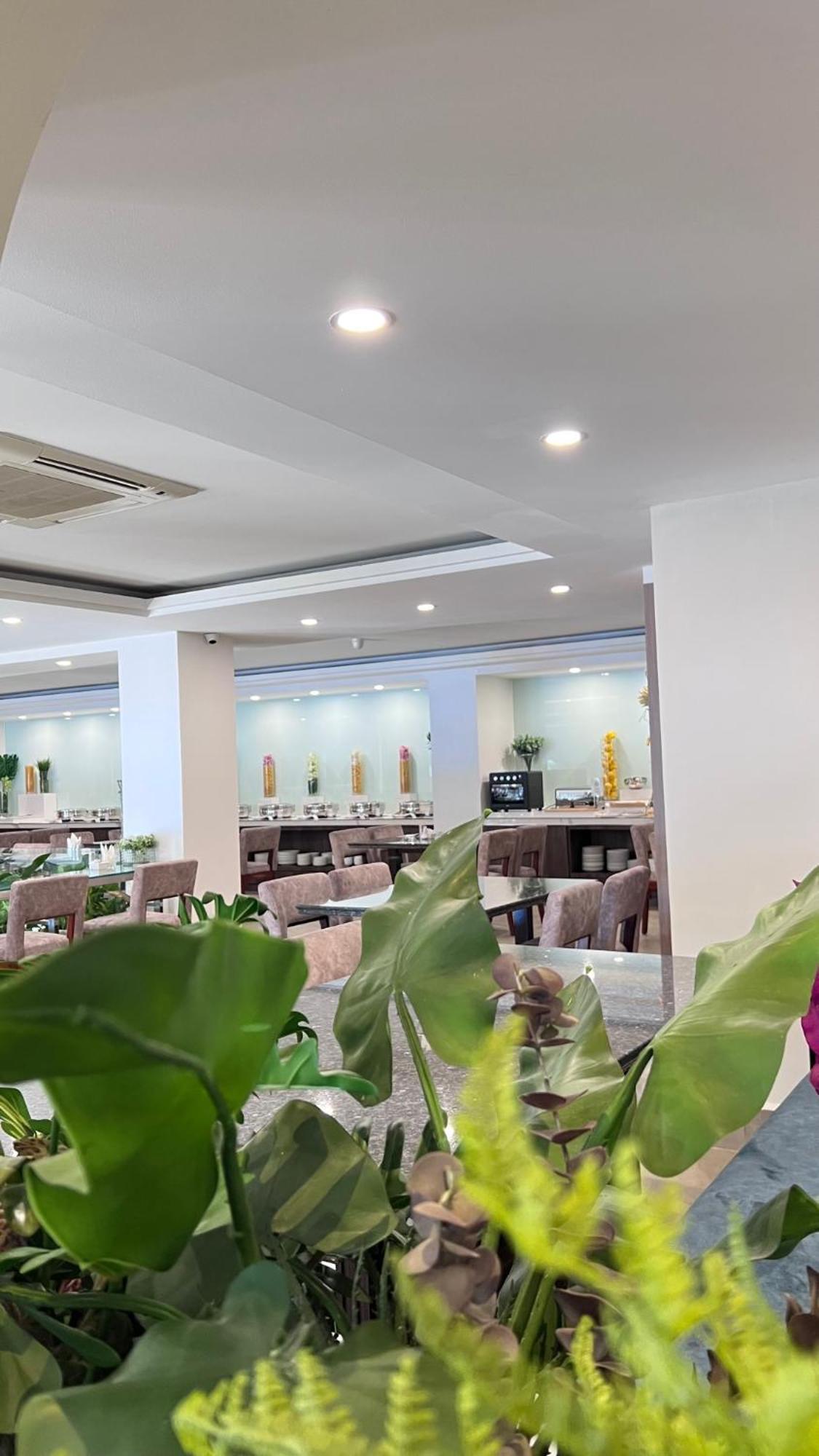 Harmony Phnom Penh Hotel Екстериор снимка