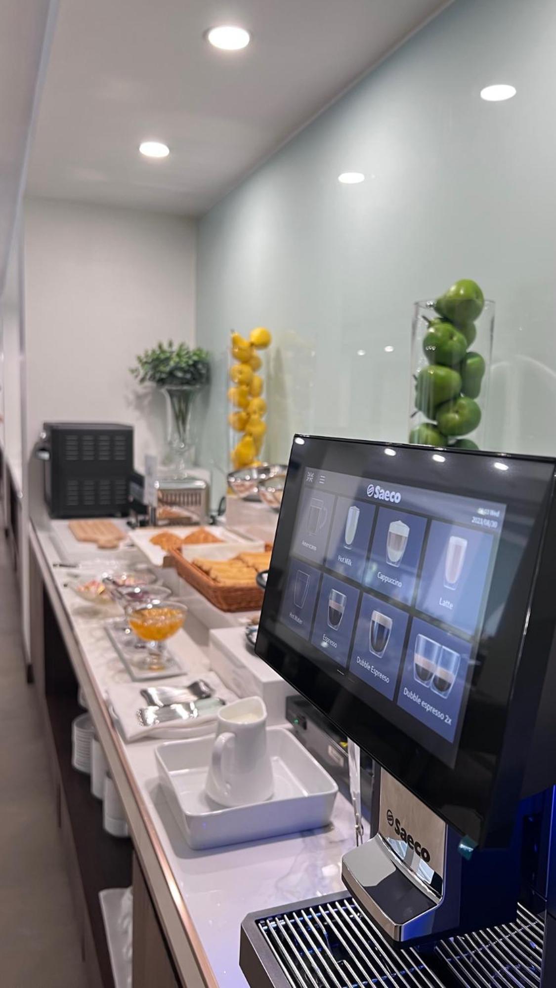 Harmony Phnom Penh Hotel Екстериор снимка