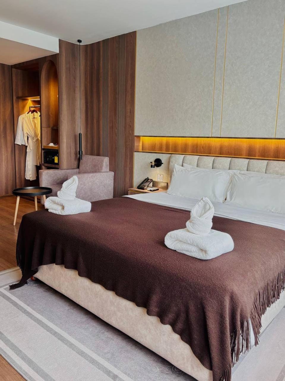 Harmony Phnom Penh Hotel Екстериор снимка