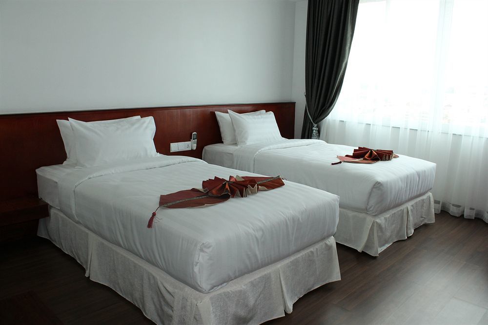 Harmony Phnom Penh Hotel Екстериор снимка